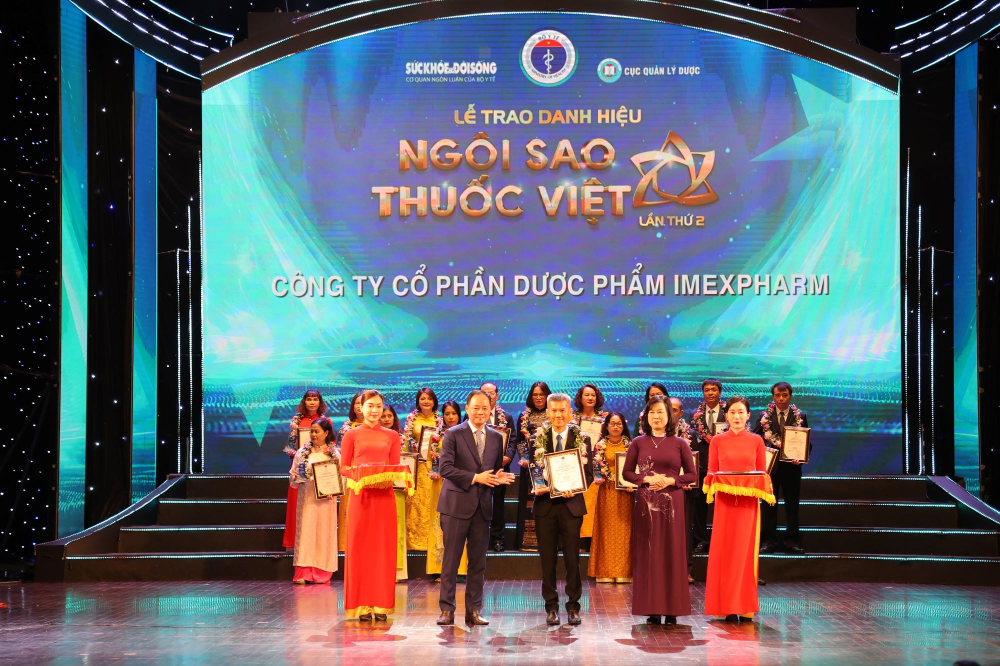 Imexpharm proudly receives the “Vietnam Pharmaceutical Star” award, reaffirming its leading position in EU-GMP quality in Vietnam